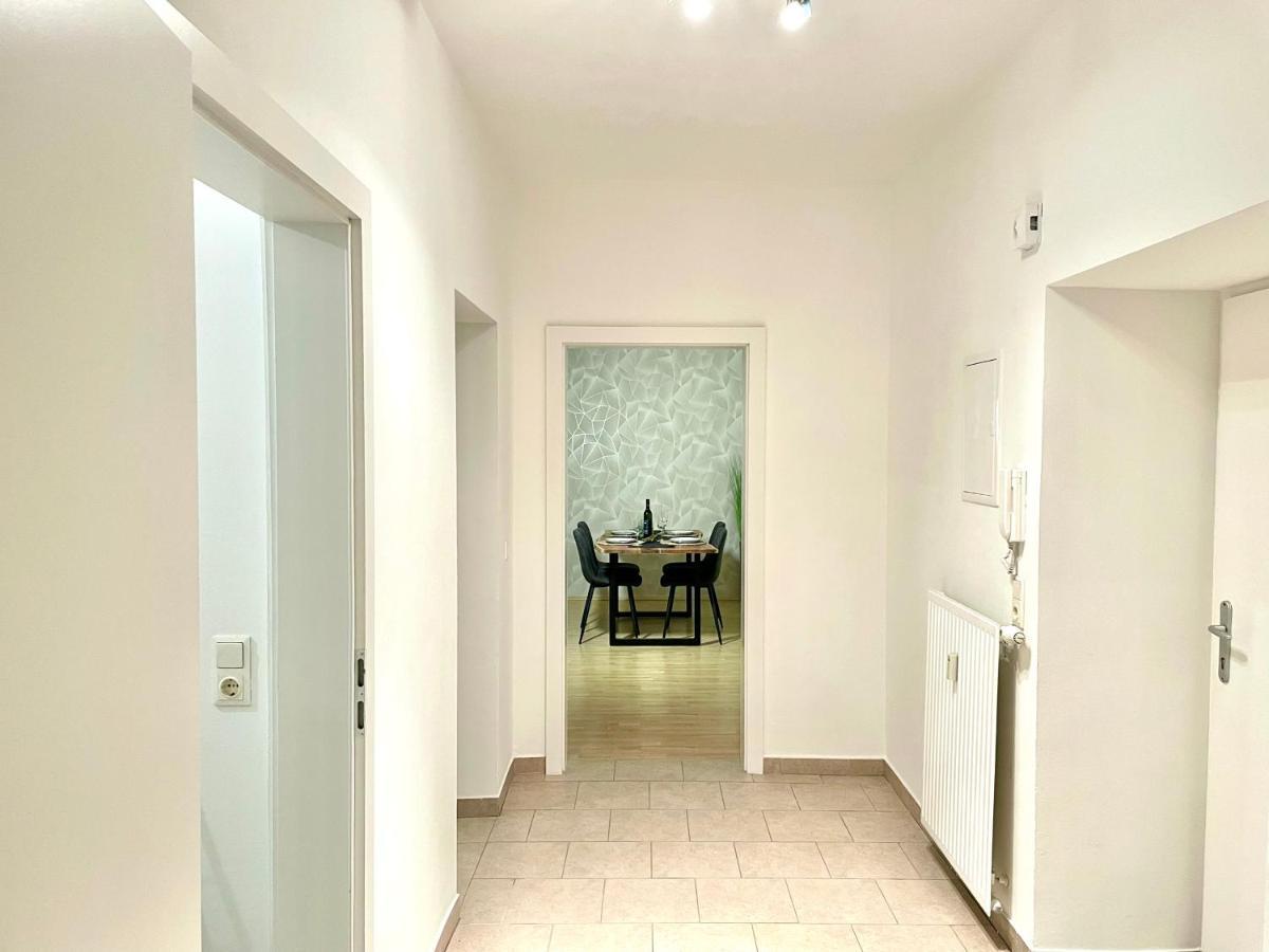 Central Comfy Apartment - Self Check-In グラーツ エクステリア 写真