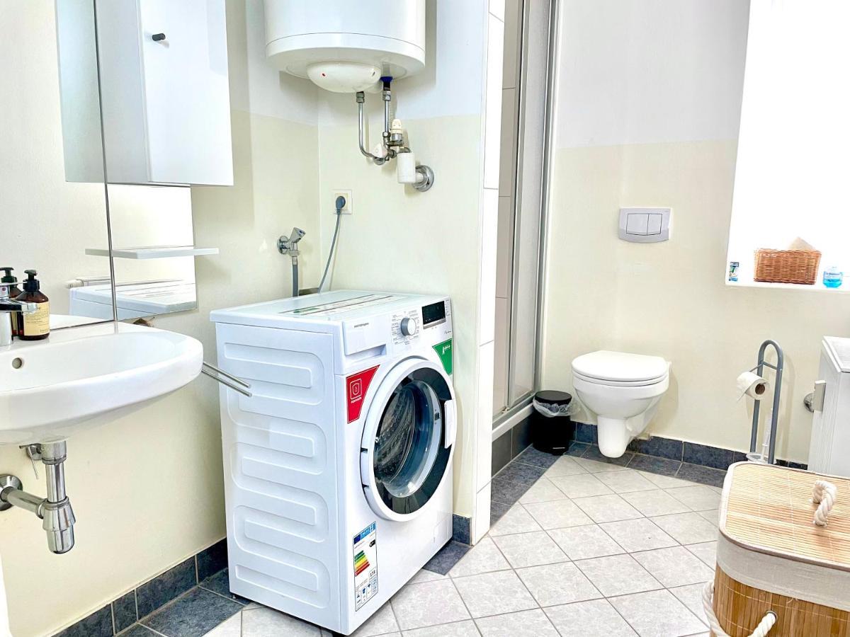 Central Comfy Apartment - Self Check-In グラーツ エクステリア 写真